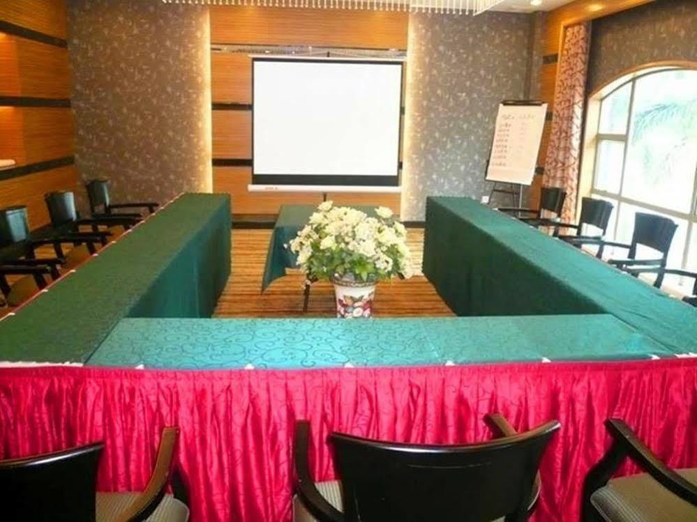 River Side Hotel Zhongshan  Exterior photo